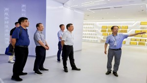 拱墅区人大常委会党组书记、主任鲍一飞带队走访托普云农